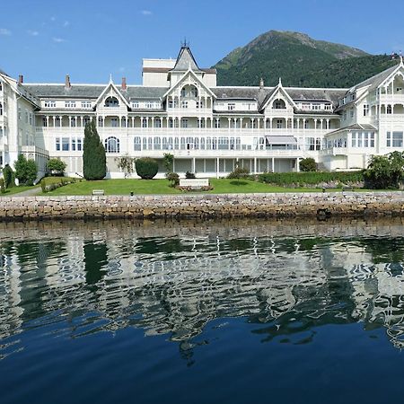 Balestrand Fjordapartments Holmen 19A Εξωτερικό φωτογραφία