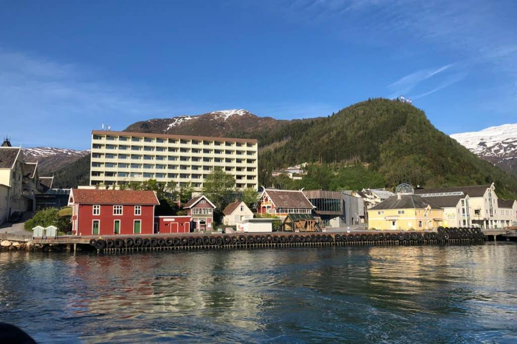 Balestrand Fjordapartments Holmen 19A Εξωτερικό φωτογραφία