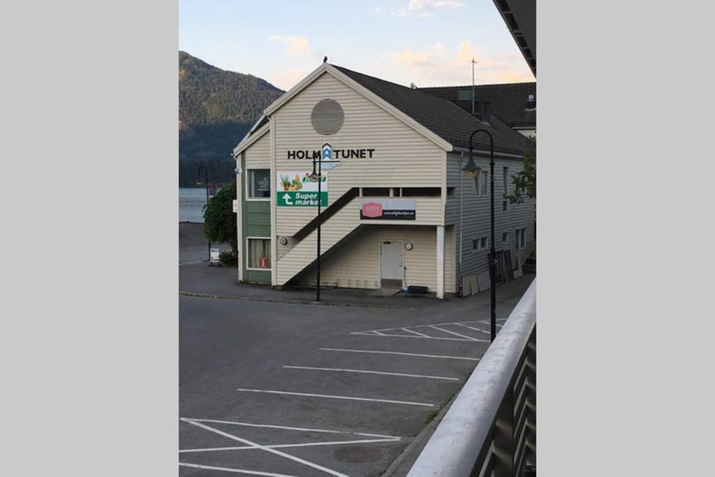 Balestrand Fjordapartments Holmen 19A Εξωτερικό φωτογραφία