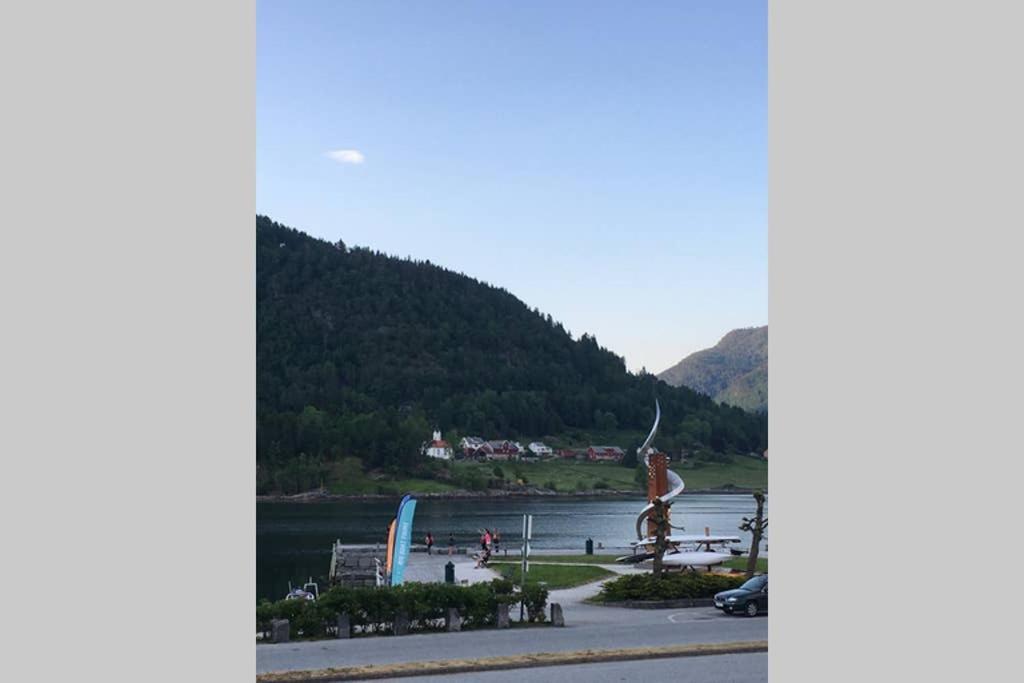 Balestrand Fjordapartments Holmen 19A Εξωτερικό φωτογραφία